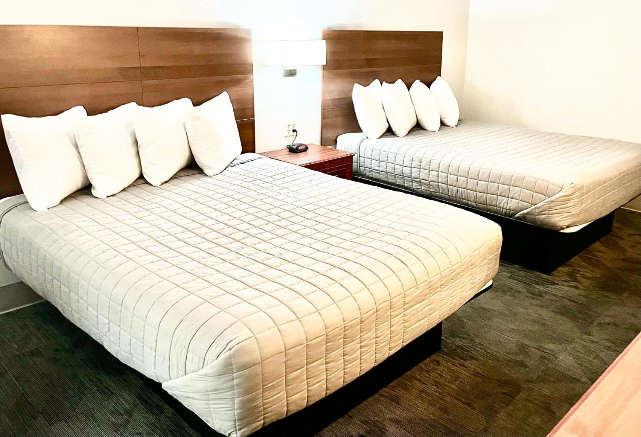 Travelodge By Wyndham South Lincoln