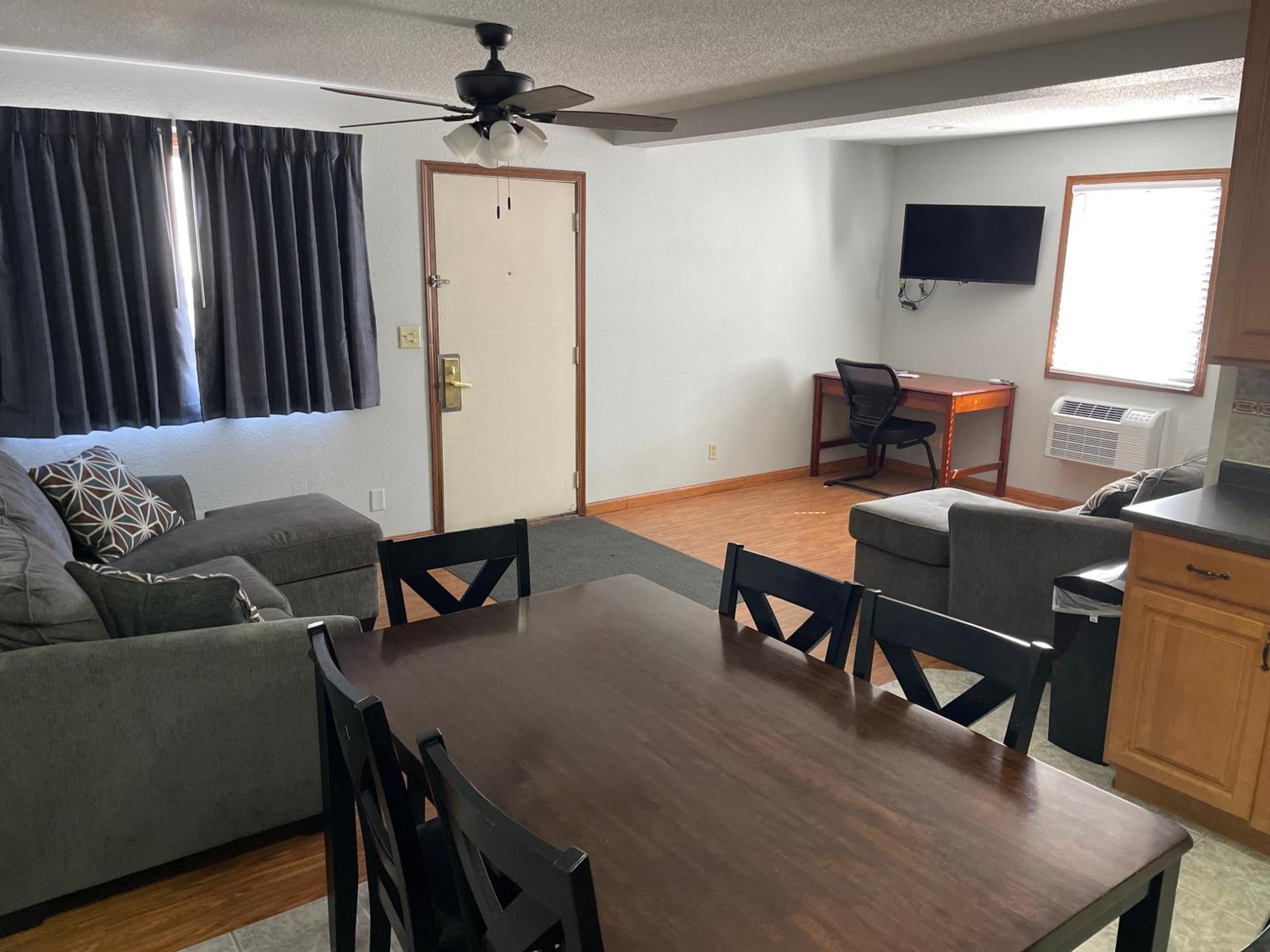 Travelodge By Wyndham South Lincoln