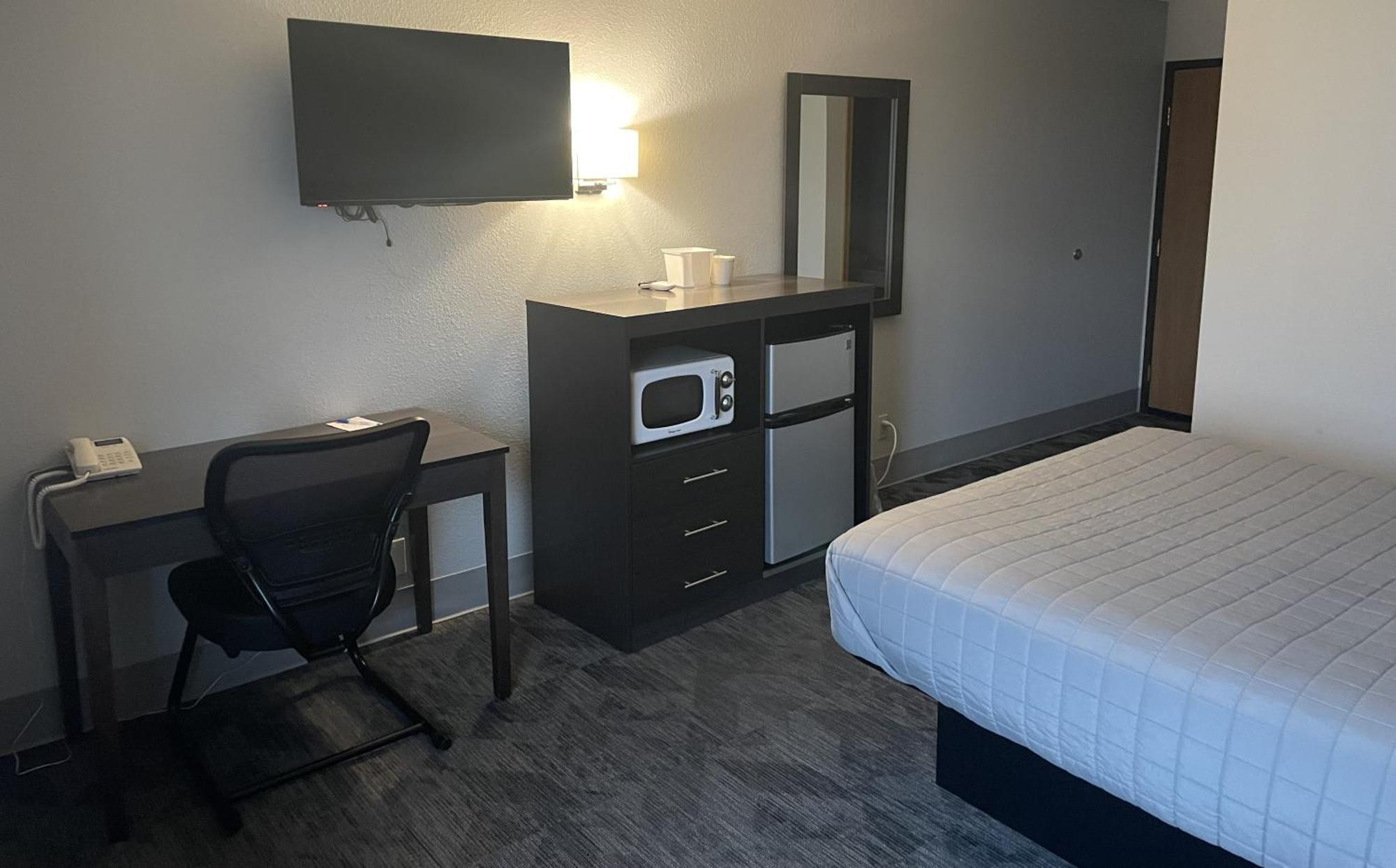 Travelodge By Wyndham South