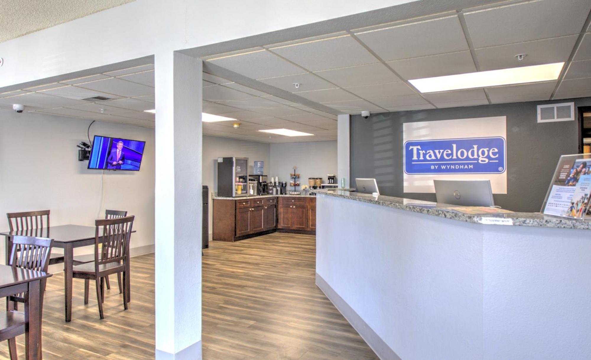 Travelodge By Wyndham South 2*