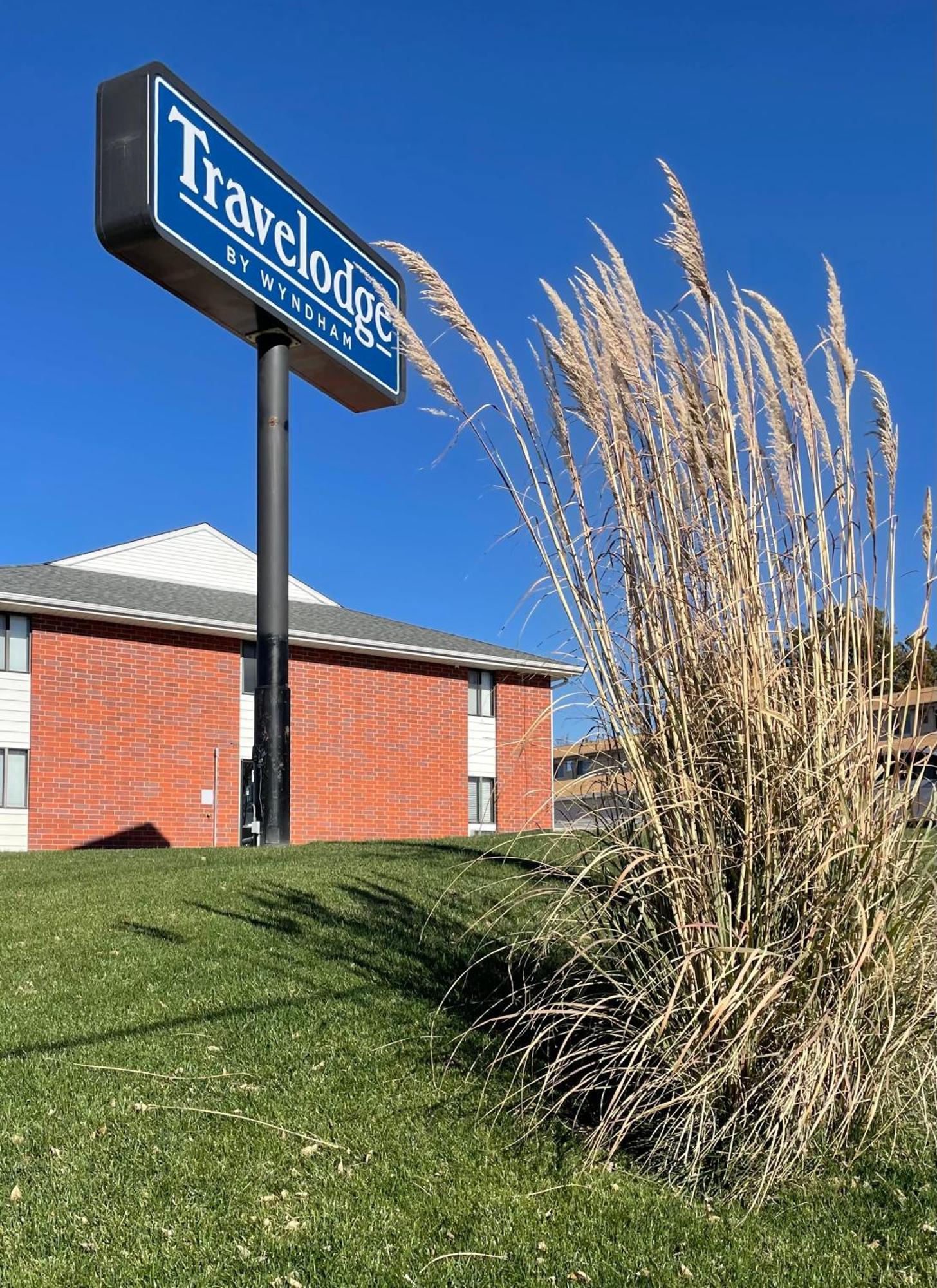 Travelodge By Wyndham South Motel 2*