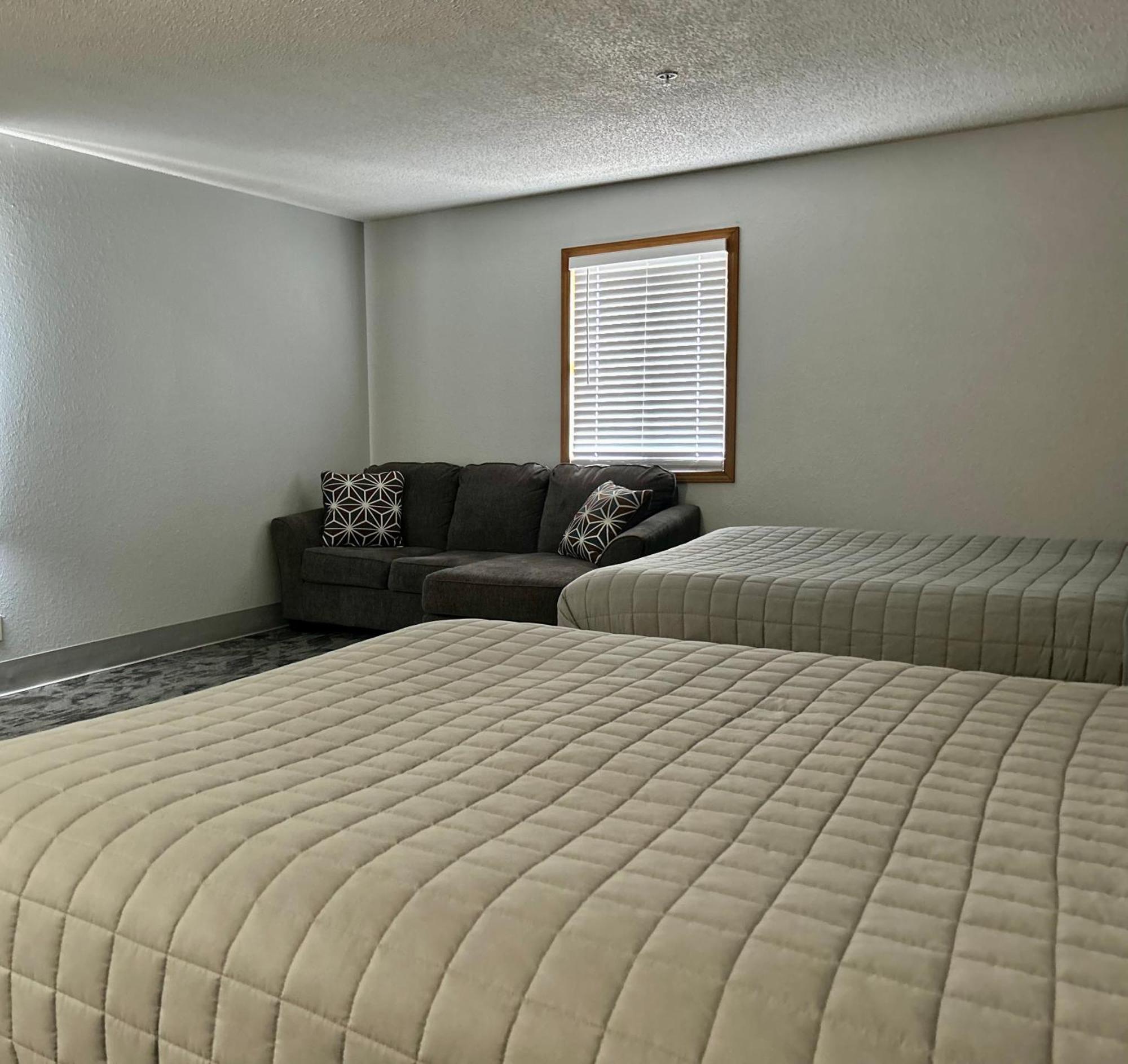 Travelodge By Wyndham South Motel Lincoln